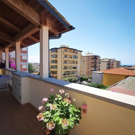 Casamare Hotel Сан Винченцо Екстериор снимка