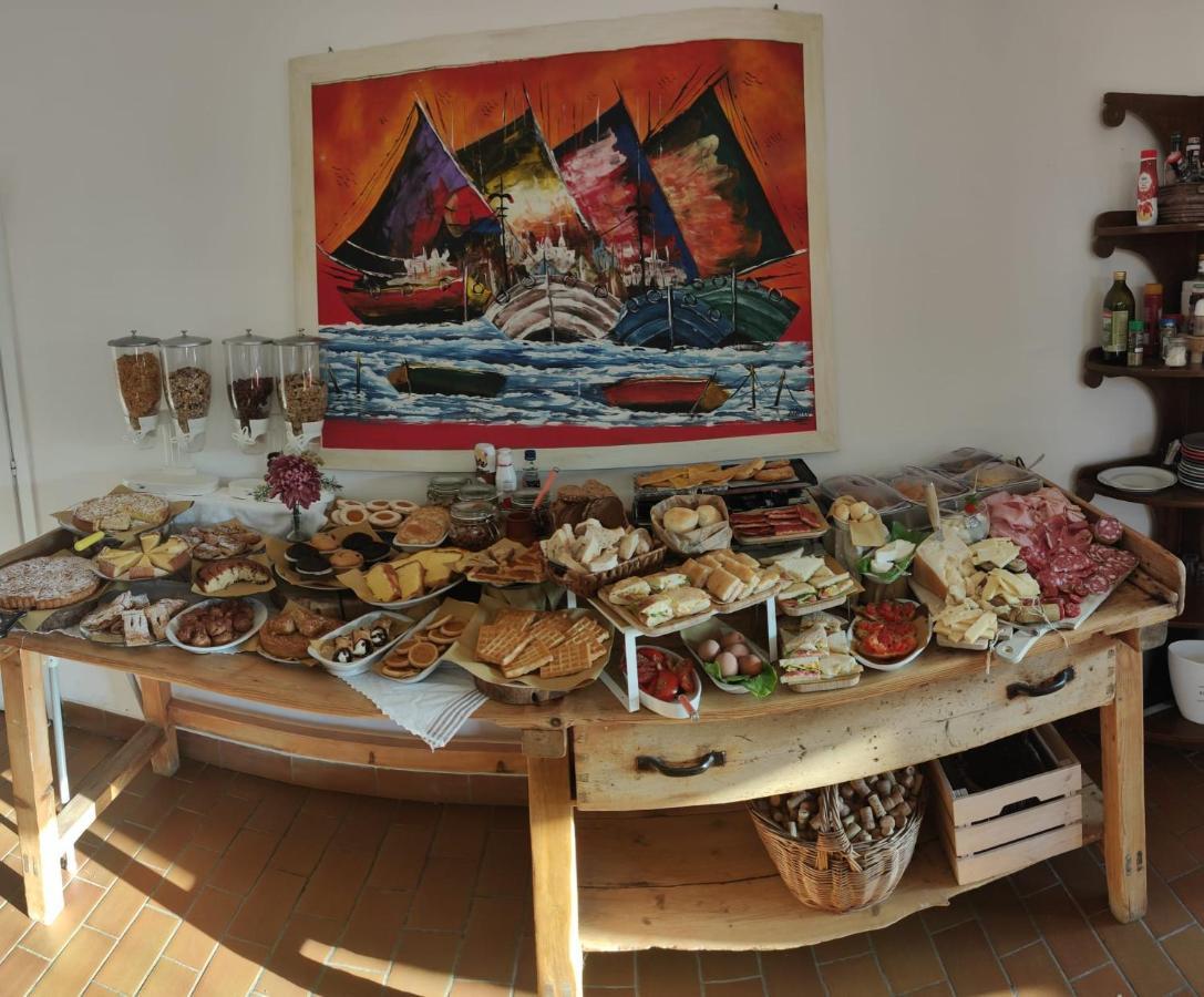 Casamare Hotel Сан Винченцо Екстериор снимка